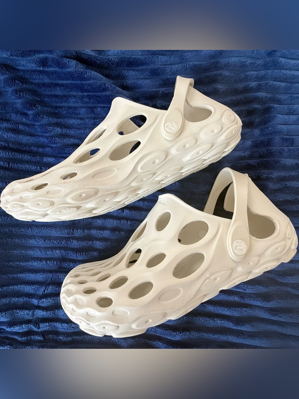 Merrell White Ventilated Foam Clog Sandals with Heel Strap